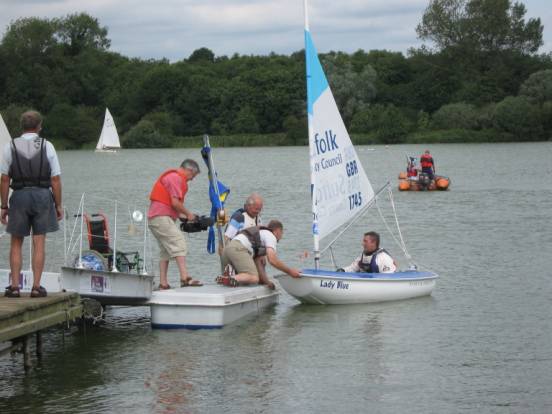 Pontoonandaccessibledingy2